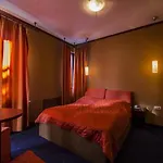 Friends Otel 3*