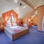 Otel Friends