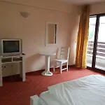 Friends Otel