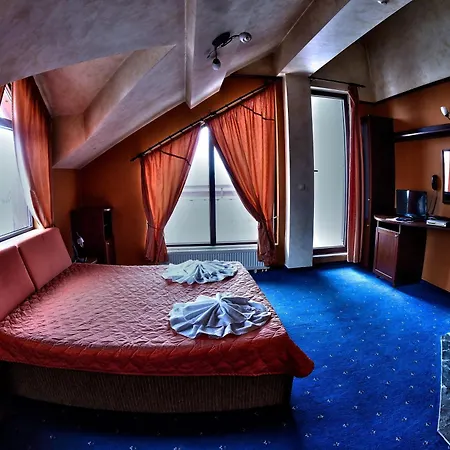 Friends Hotel