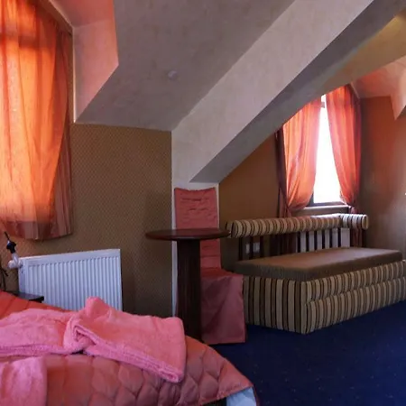 Friends بانسكو