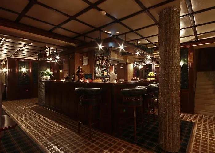 Ξενοδοχείο Friends